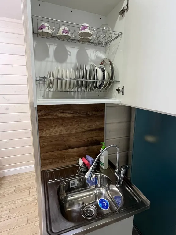 Коттедж 4-местный на шоссе Дачном, 31 м², Новосибирск — кухня, фото 3