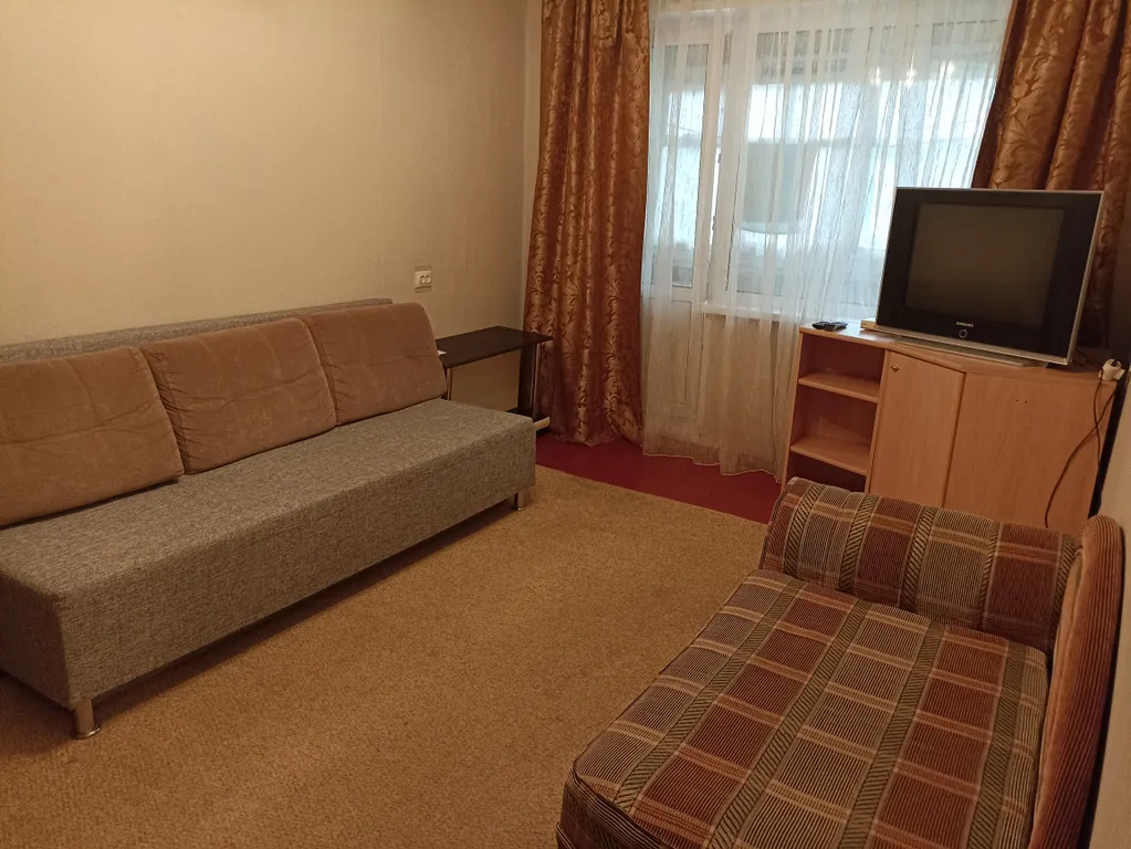 Квартира однокомнатная на проспекте Победы, 32 м², Кстово — спальня, фото 3