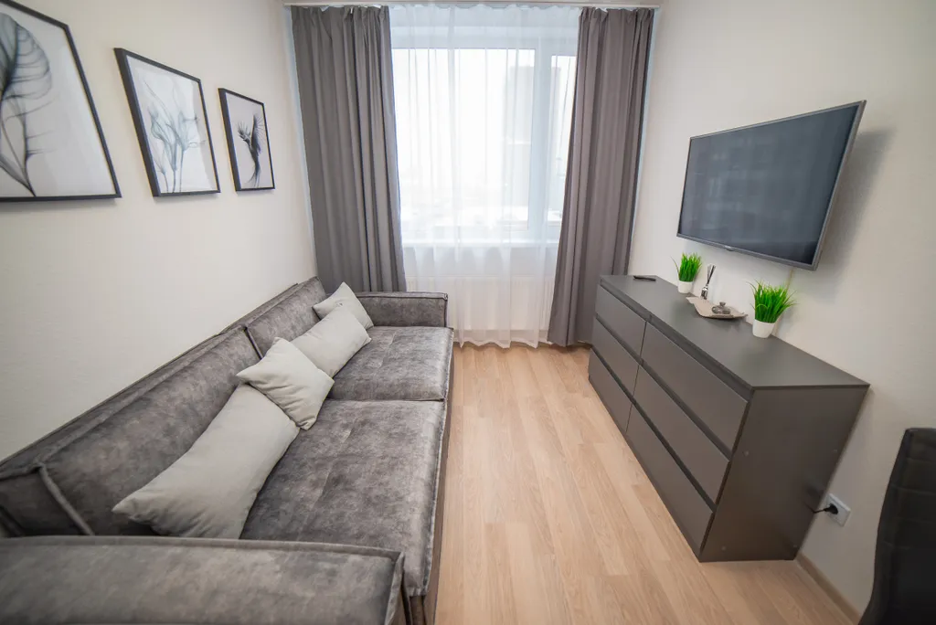 Квартира однокомнатная в Кировском, 44 м², Екатеринбург — спальня, фото 8