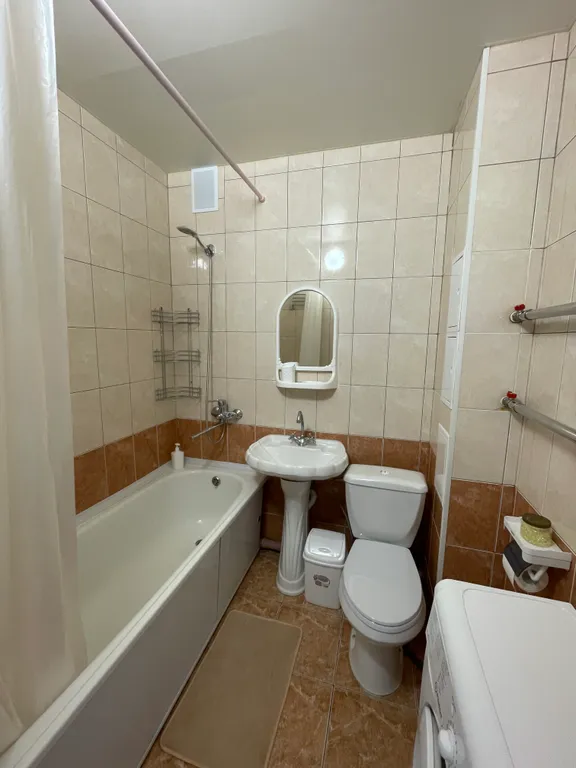 Квартира однокомнатная в Дзержинском, 38 м², Волгоград — ванная комната