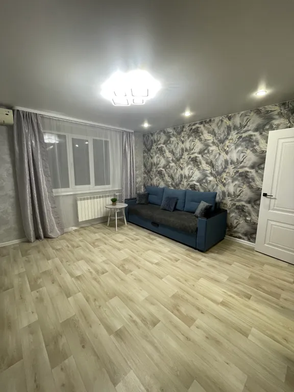 Квартира однокомнатная в Дзержинском, 38 м², Волгоград — спальня, фото 4