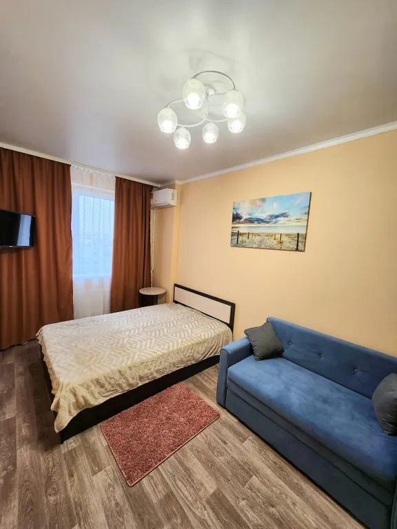 Квартира однокомнатная на бульваре Комарова, 40 м², Ростов-на-Дону — спальня, фото 3