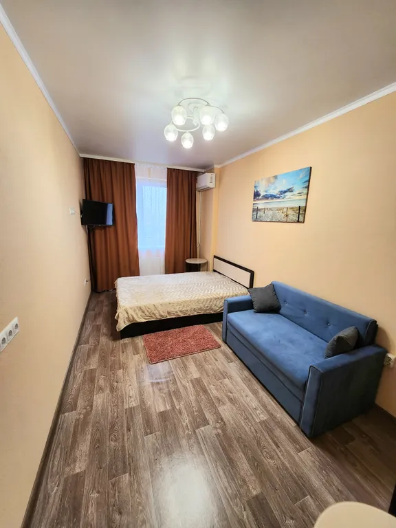 Квартира однокомнатная на бульваре Комарова, 40 м², Ростов-на-Дону — спальня, фото 5