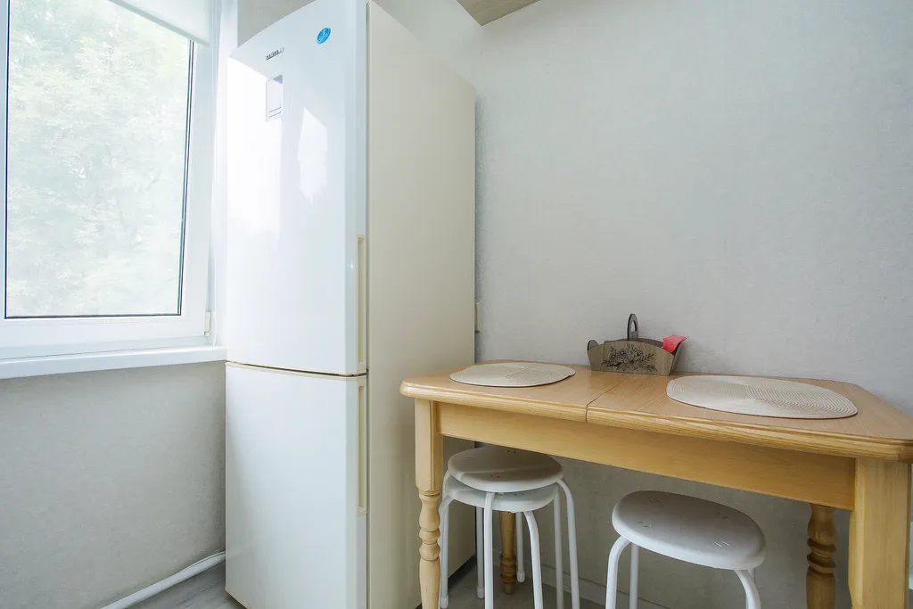Квартира трёхкомнатная в Ленинградском, 60 м², Калининград — фото 11