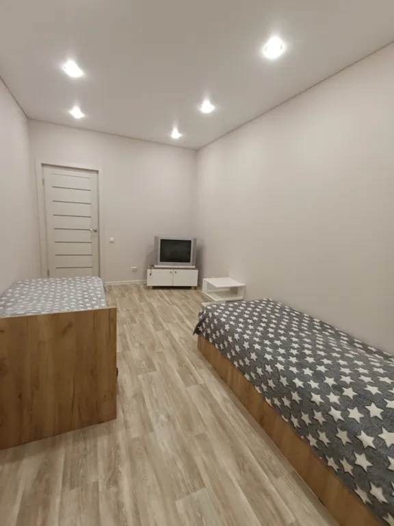 Квартира двухкомнатная на улице Молокозаводской, 60 м², Арзамас — спальня, фото 4
