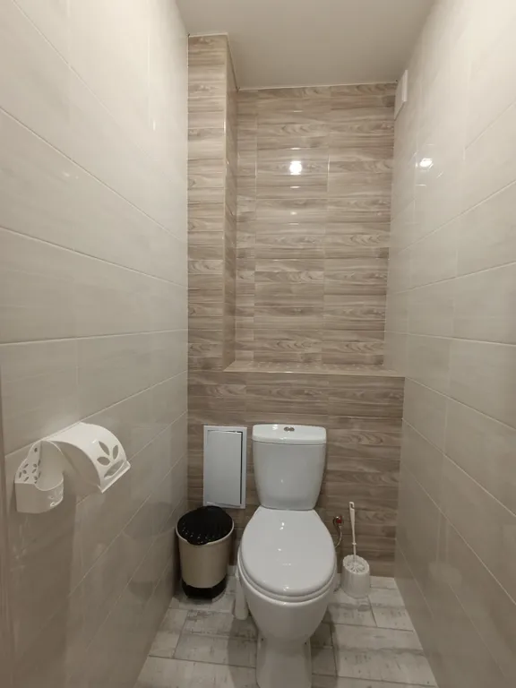 Квартира двухкомнатная на улице Молокозаводской, 60 м², Арзамас — ванная комната, фото 2