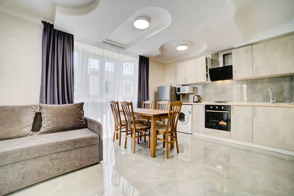 Коттедж 5-местный на улице 15 Апреля, 60 м², Алушта — фото 2