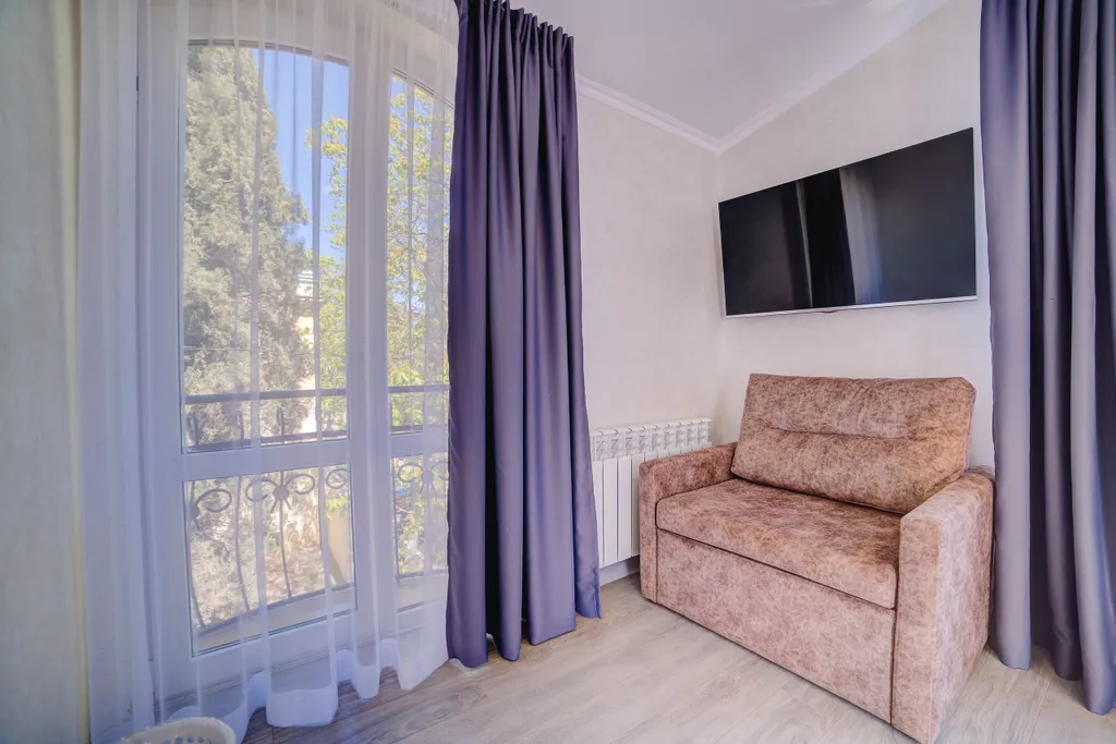 Коттедж 5-местный на улице 15 Апреля, 60 м², Алушта — фото 3