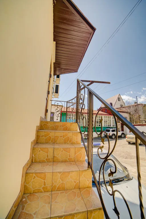Коттедж 5-местный на улице 15 Апреля, 60 м², Алушта — фото 9