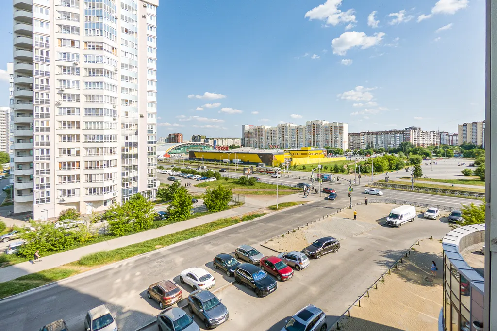 Квартира двухкомнатная у Ботаники, в Химмаше, 85 м², Екатеринбург — вид из окна, фото 3