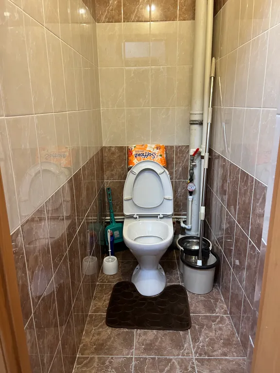 Квартира однокомнатная на улице Обдорской, 45 м², Тюмень — ванная комната, фото 2