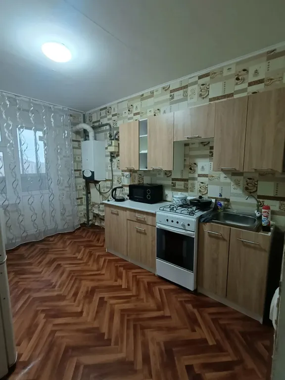 Квартира однокомнатная на улице Федора Гладкова, 45 м², Чебоксары — фото 8