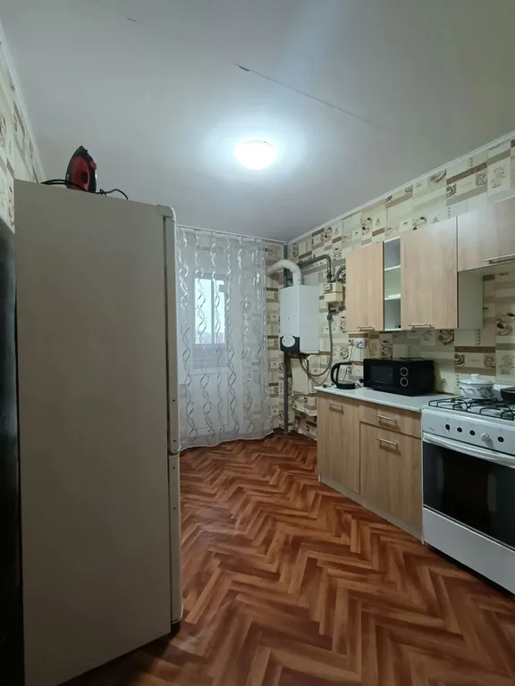 Квартира однокомнатная на улице Федора Гладкова, 45 м², Чебоксары — фото 9