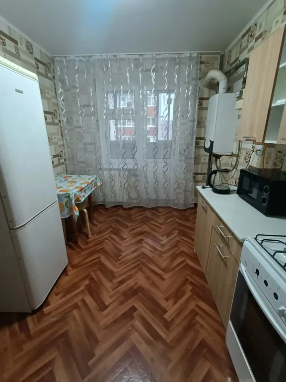 Квартира однокомнатная на улице Федора Гладкова, 45 м², Чебоксары — фото 10