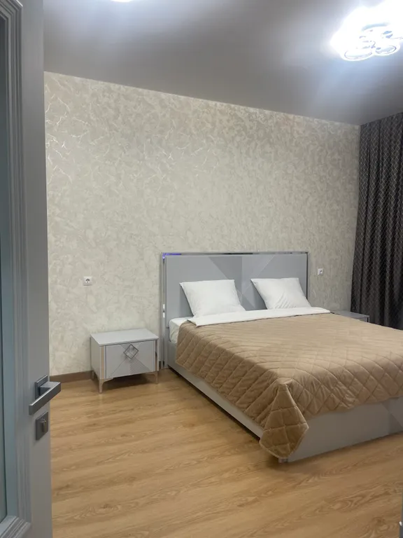 Квартира двухкомнатная на улице Луначарского, 78 м², Ессентуки — фото 15