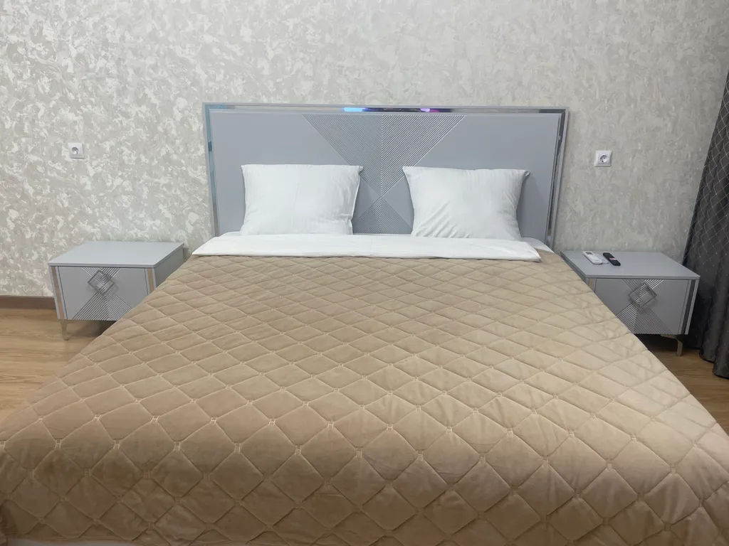Квартира двухкомнатная на улице Луначарского, 78 м², Ессентуки — фото 18