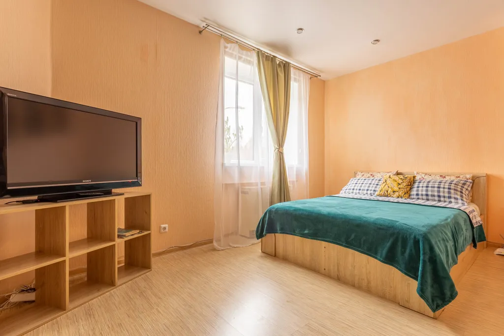 Квартира однокомнатная на улице Парковой, 37 м², Петрозаводск — спальня, фото 5