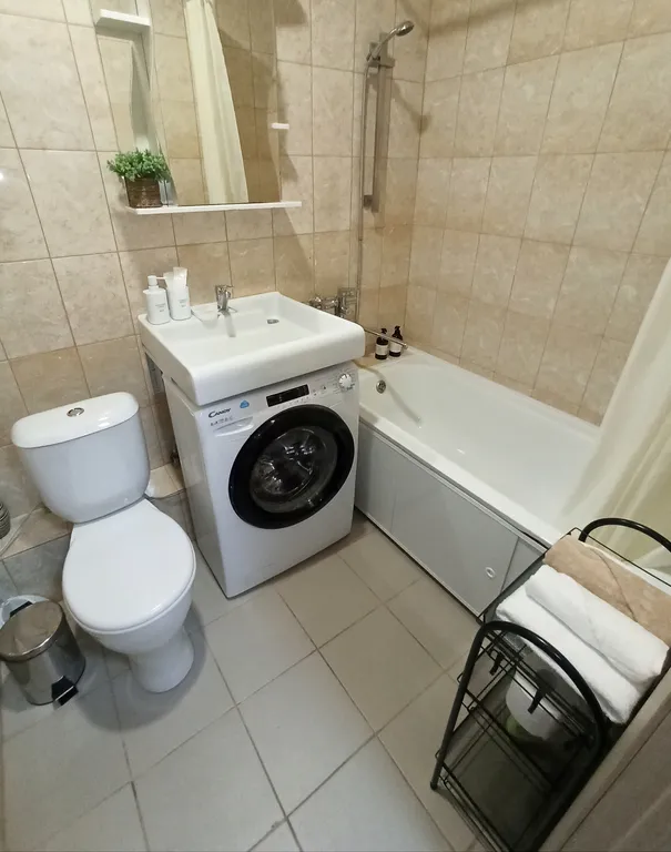 Квартира однокомнатная на улице Александра Покрышкина, 48 м², Краснодар — ванная комната