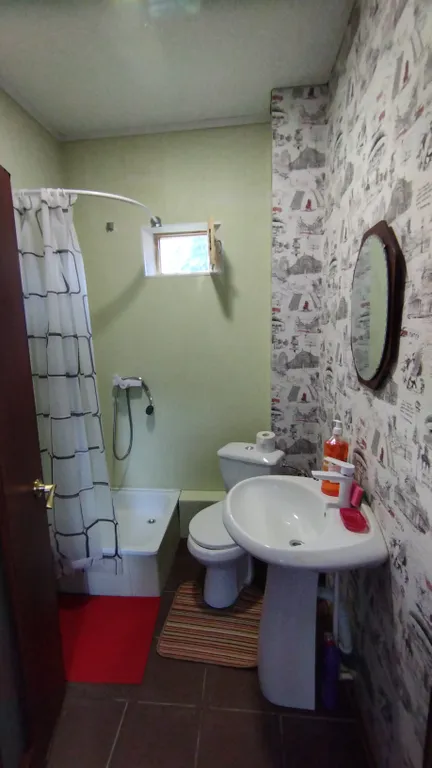 Студия однокомнатная на улице Греческой, 30 м², Таганрог — ванная комната
