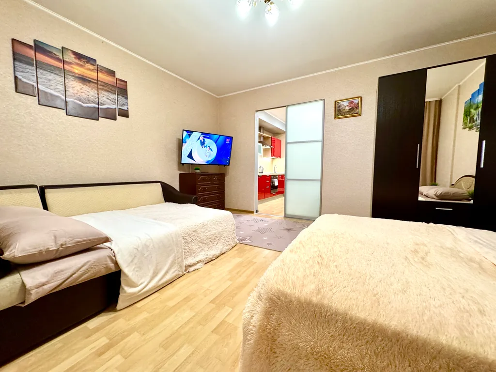 Квартира двухкомнатная в Советском, 60 м², Самара — фото 11