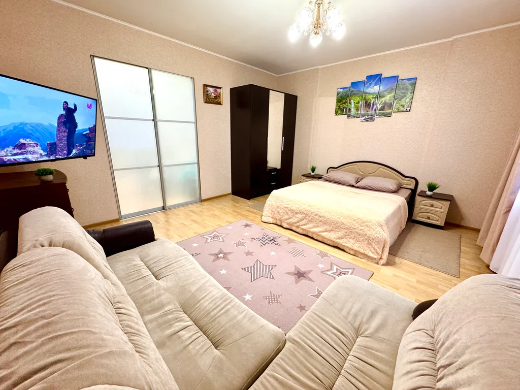 Квартира двухкомнатная в Советском, 60 м², Самара — фото 12