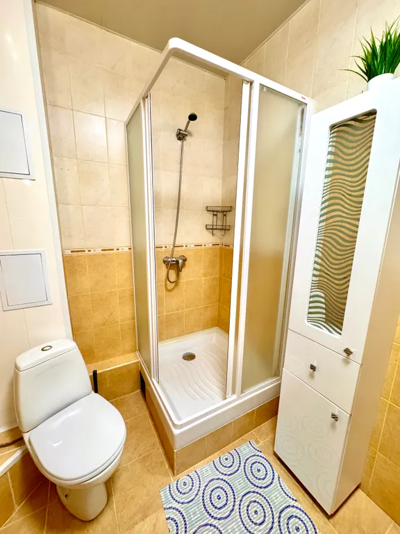 Квартира двухкомнатная в Советском, 60 м², Самара — фото 29