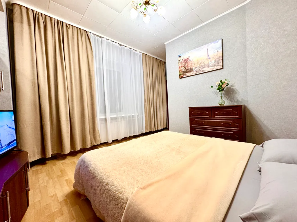 Квартира двухкомнатная в Советском, 60 м², Самара — фото 40