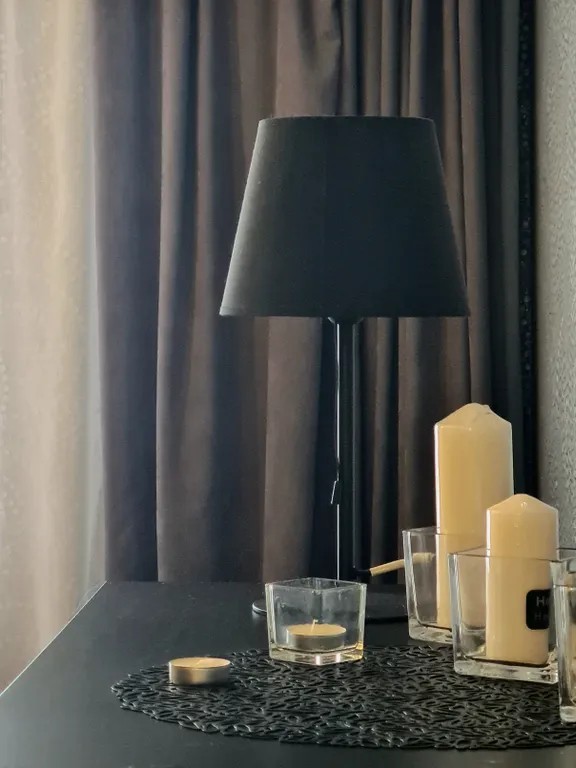 Квартира однокомнатная в Октябрьском, 47 м², Иркутск — спальня, фото 12