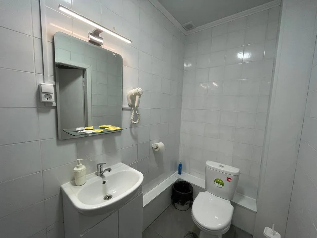 Двухместный номер с 2 отдельными кроватями Двухместный стандартный номер с раздельными односпальными кроватями