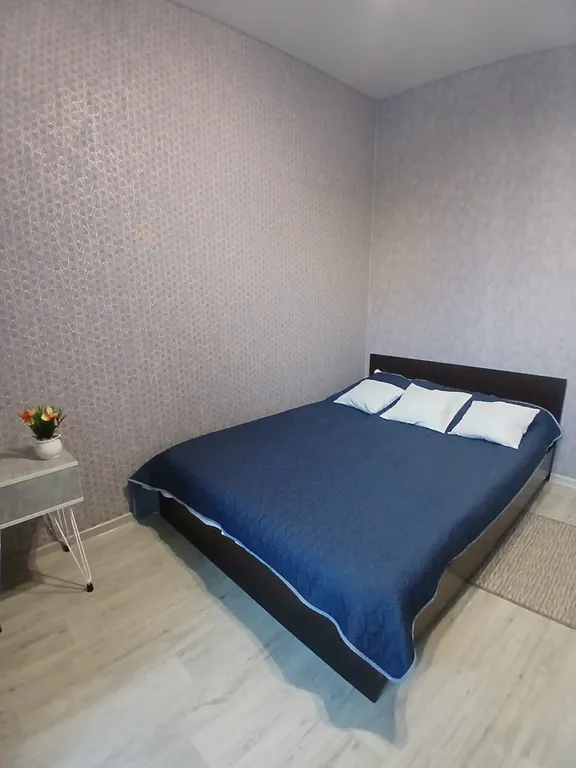 Квартира однокомнатная на улице Невской, 40 м², Тюмень — спальня, фото 3