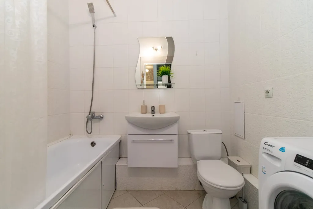 Квартира однокомнатная на улице Невской, 40 м², Тюмень — ванная комната