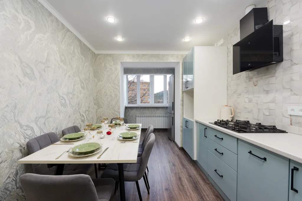Квартира трёхкомнатная на улице Чайковского, 80 м², Кисловодск — кухня