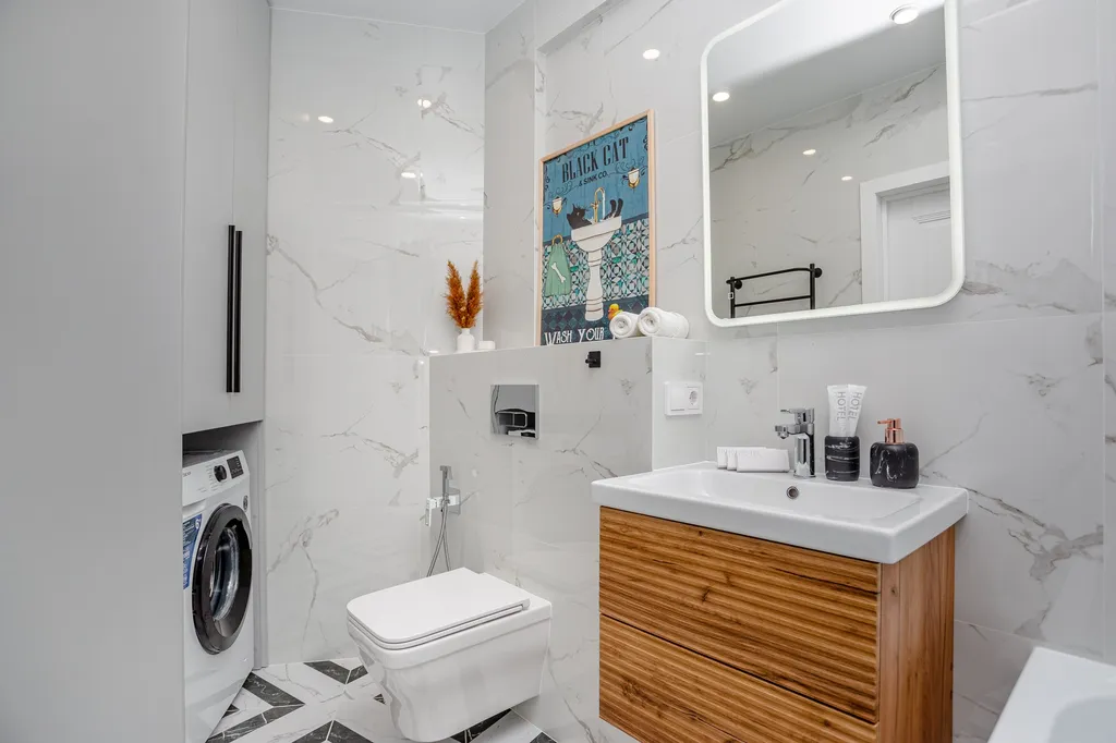 Квартира двухкомнатная в Ленинском, 50 м², Владивосток — ванная комната, фото 2