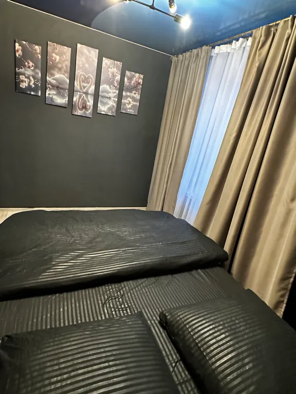 Квартира двухкомнатная у Горьковской, в Печёрах, 45 м², Нижний Новгород — спальня, фото 3