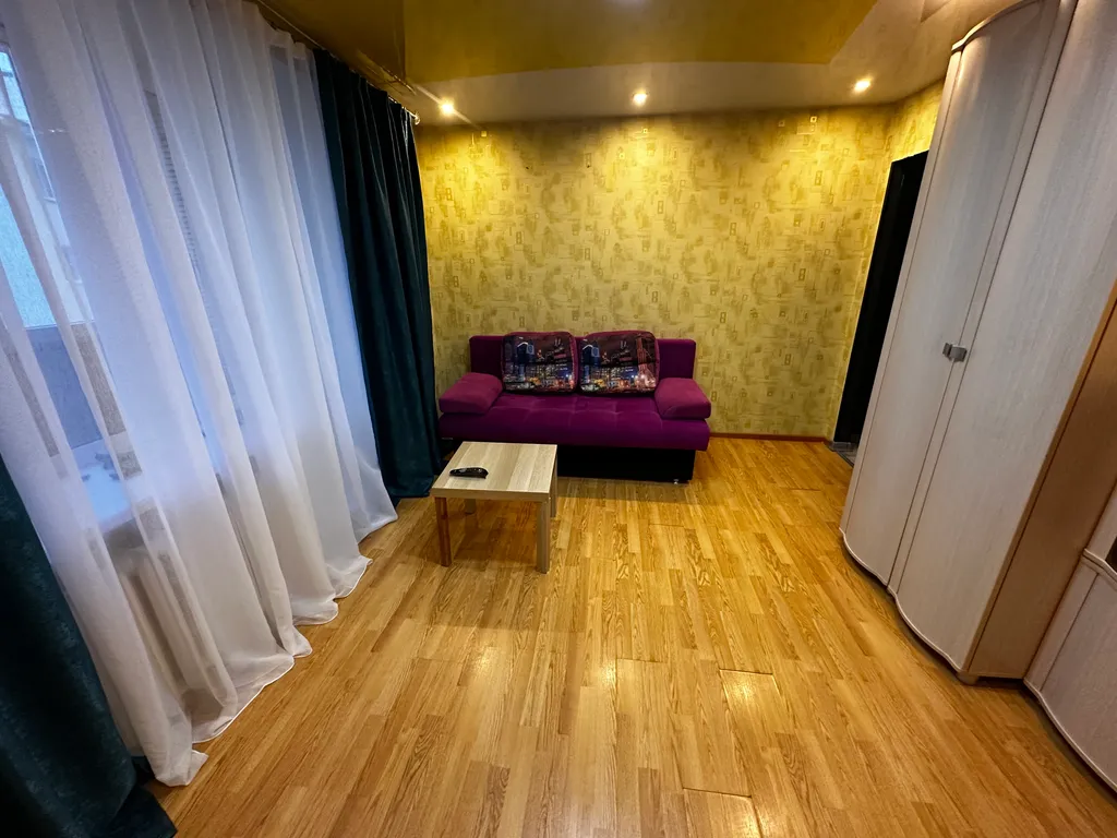 Квартира двухкомнатная у Горьковской, в Печёрах, 45 м², Нижний Новгород — спальня, фото 7