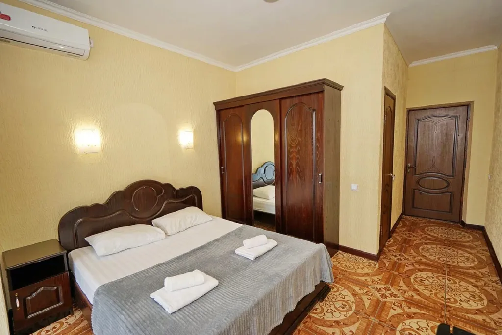 Трёхместный номер комфорт — Villa Classic, фото 3 из 5