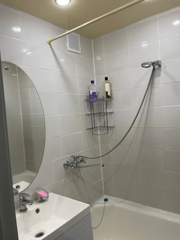Квартира двухкомнатная в Советском, 49 м², Волгоград — фото 22