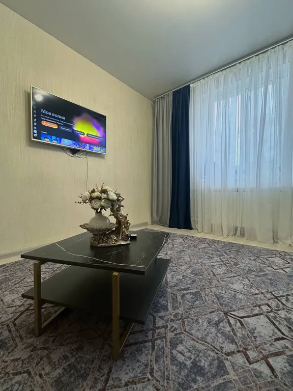 Квартира двухкомнатная в Верх-Исетском, 45 м², Екатеринбург — фото 10