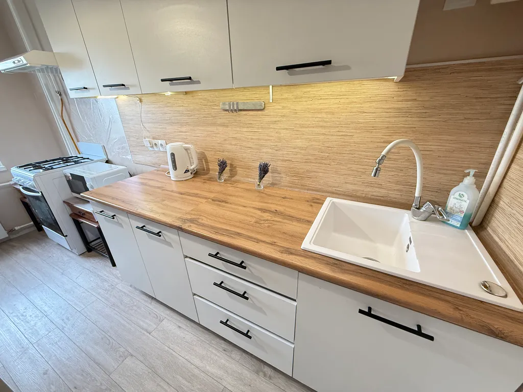 Квартира двухкомнатная в Гагаринском, 50 м², Севастополь — фото 10