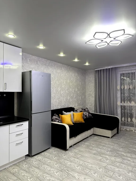 Квартира двухкомнатная на улице Брестской, 64 м², Рязань — кухня, фото 6