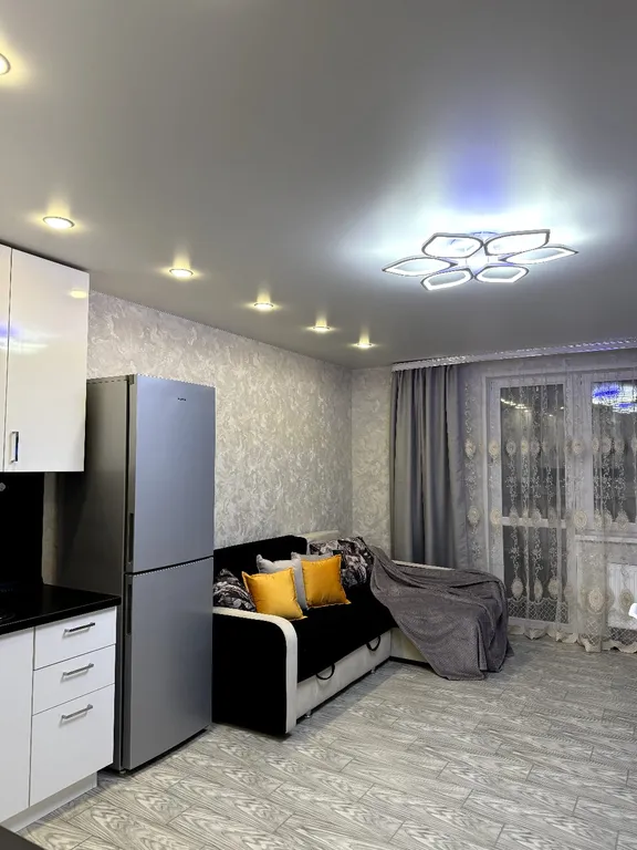 Квартира двухкомнатная на улице Брестской, 64 м², Рязань — кухня, фото 7