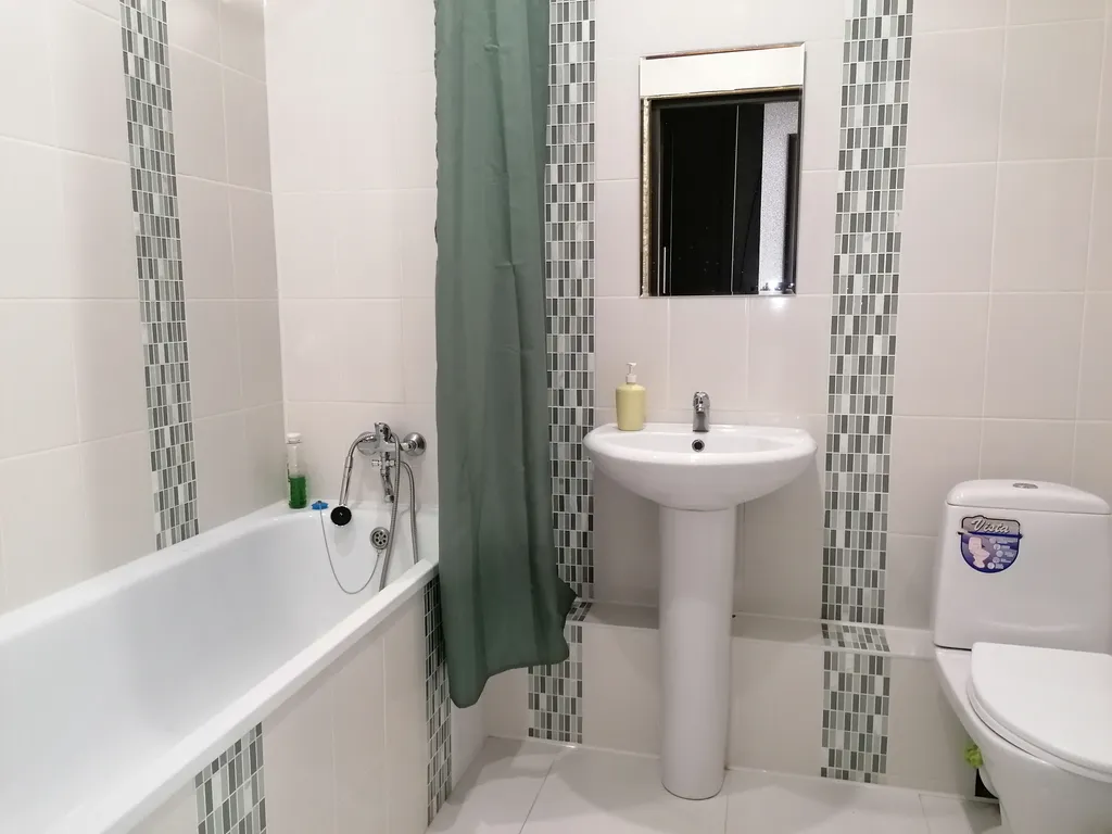 Квартира однокомнатная в Чкаловском, 45 м², Екатеринбург — ванная комната, фото 4
