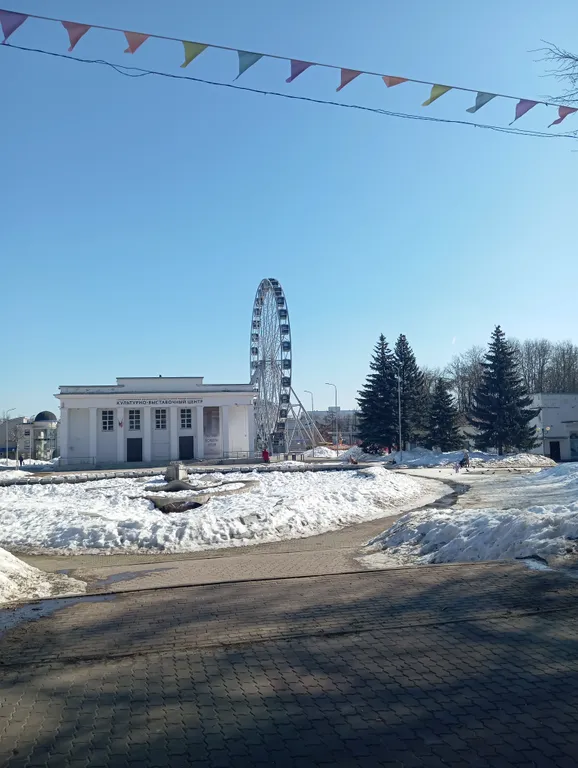 Уютная двушка со всем необходимым недалеко от центра