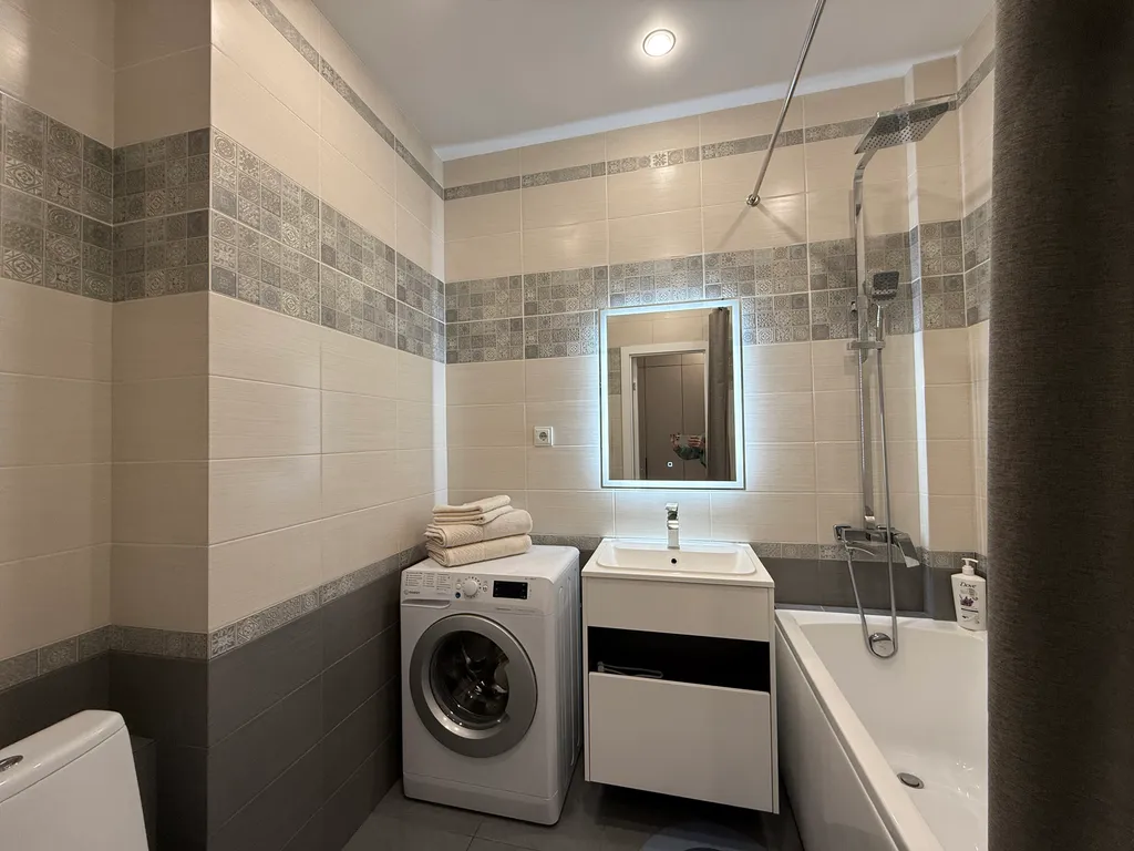 Квартира однокомнатная в Дзержинском, 39 м², Волгоград — ванная комната