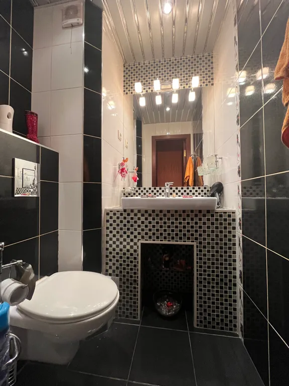 Квартира двухкомнатная в Канавинском, 56 м², Нижний Новгород — ванная комната