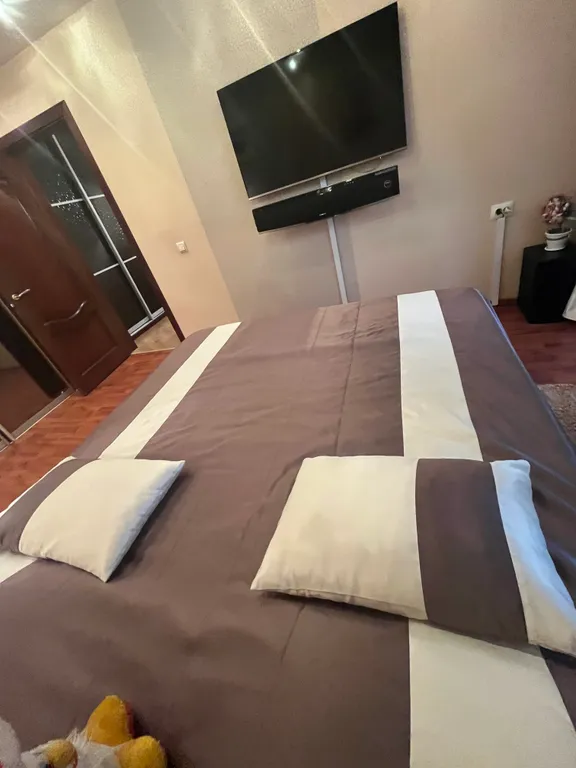 Квартира двухкомнатная в Канавинском, 56 м², Нижний Новгород — спальня, фото 6