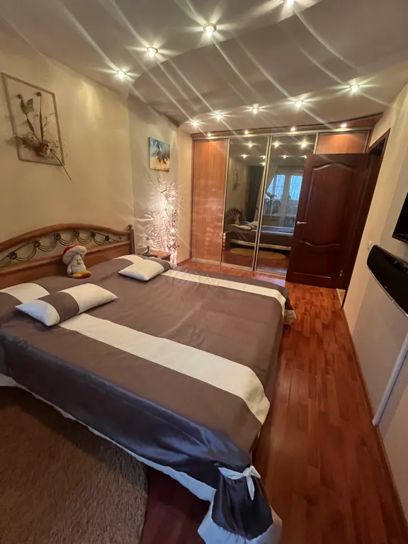 Квартира двухкомнатная в Канавинском, 56 м², Нижний Новгород — спальня, фото 8
