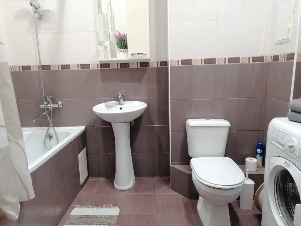 Студия однокомнатная в Куйбышевском, 26 м², Иркутск — ванная комната