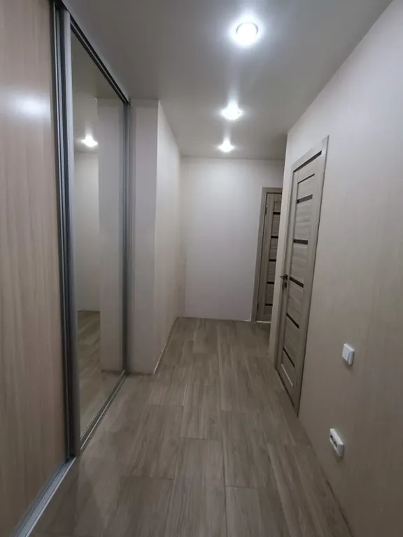 Квартира двухкомнатная на улице Радужной, 60 м², Чебоксары — фото 10