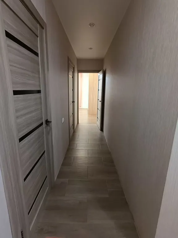 Квартира двухкомнатная на улице Радужной, 60 м², Чебоксары — фото 11